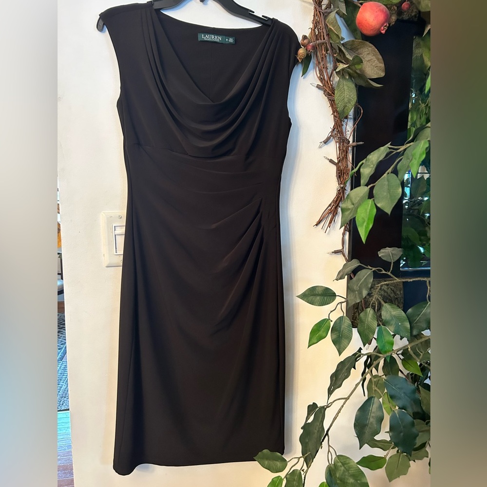 💕 Ralph Lauren beautiful sleeveless evening dress